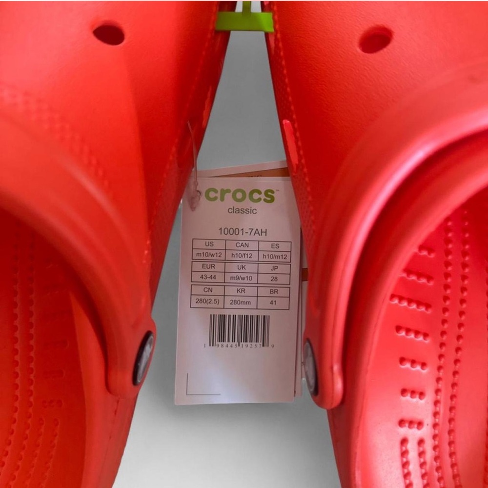 NWT Unisex Adults Classic Clog Crocs “Starfish” Orange Size US Men 10/ Women 12 - Picture 2 of 2